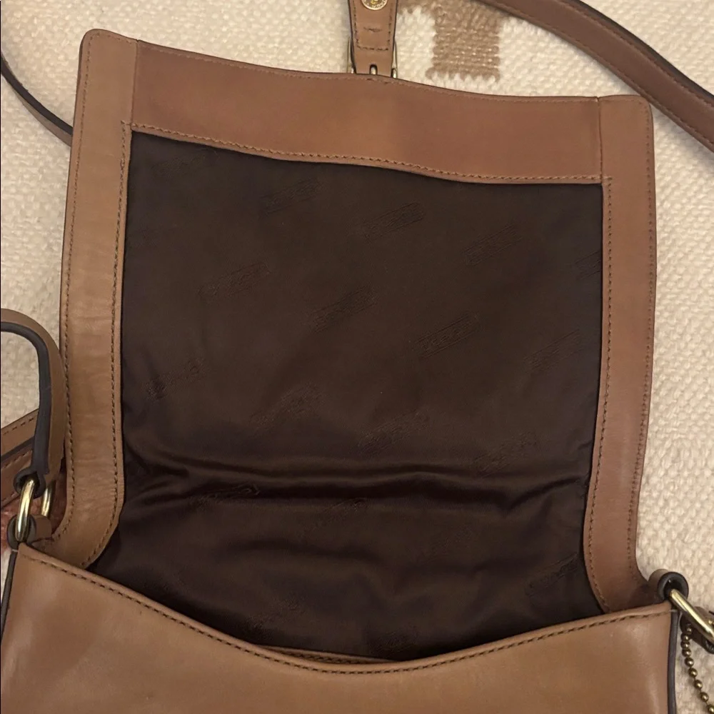Coach Crossbody Tan Brown Leather E23-9592 Y2K bag - Picture 5 of 12